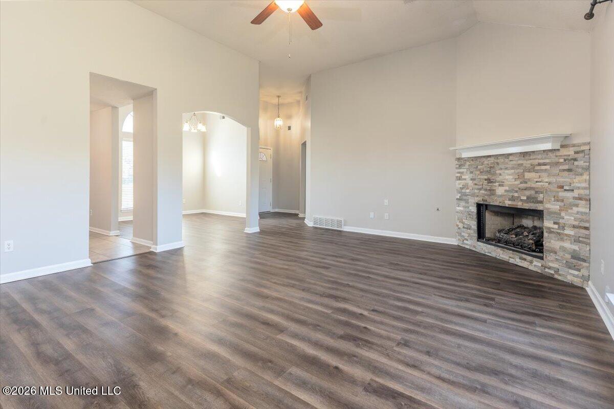 2334 Heather Ridge Southaven, MS 38672 - Photo 4 of 29 17-HeatherRidge-29-Edit-16