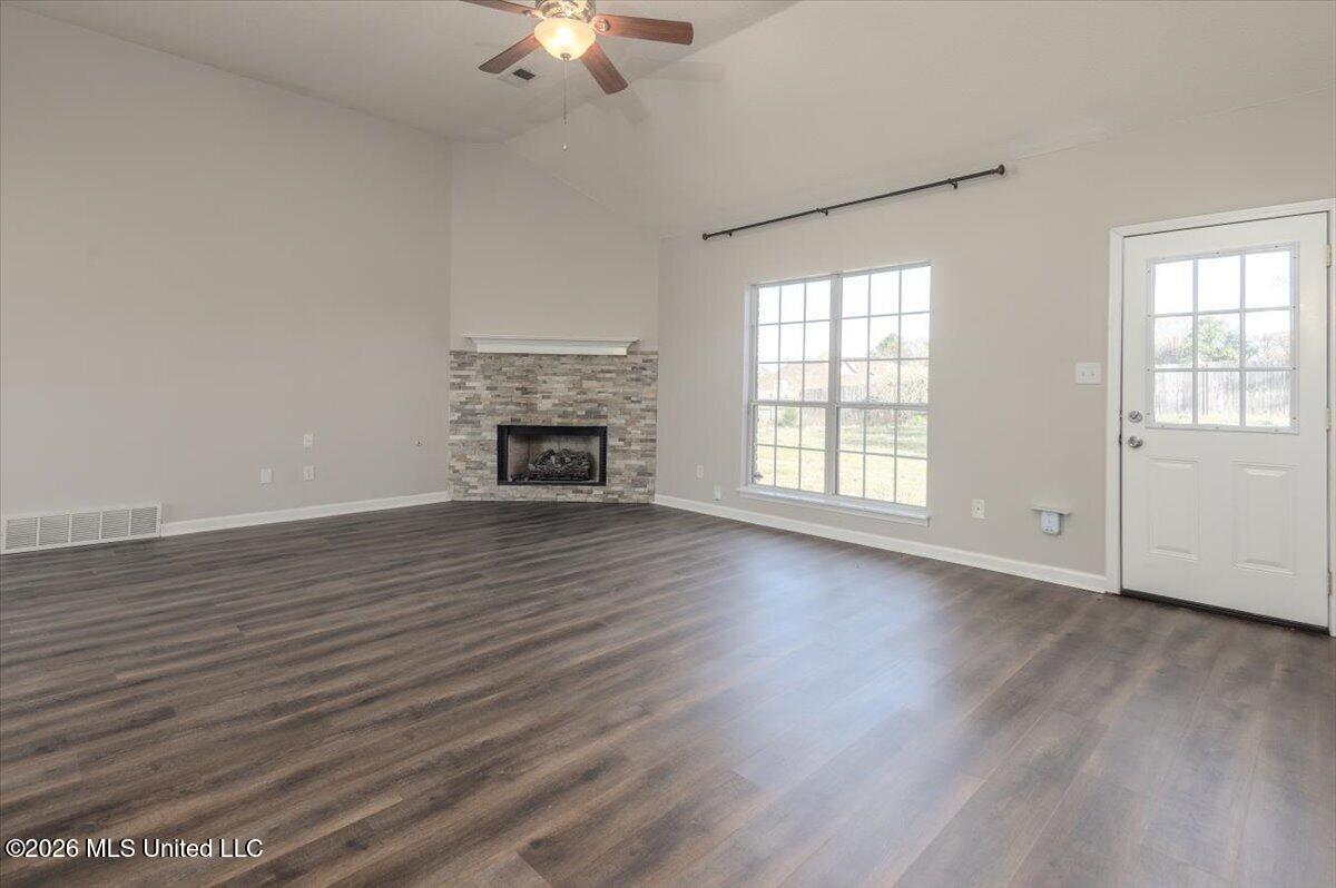 2334 Heather Ridge Southaven, MS 38672 - Photo 6 of 29 18-HeatherRidge-31-Edit-17