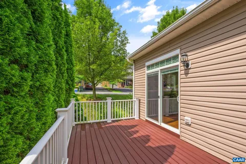 $375,000 | 26 East Pk Vw Drive, Staunton, VA 24401