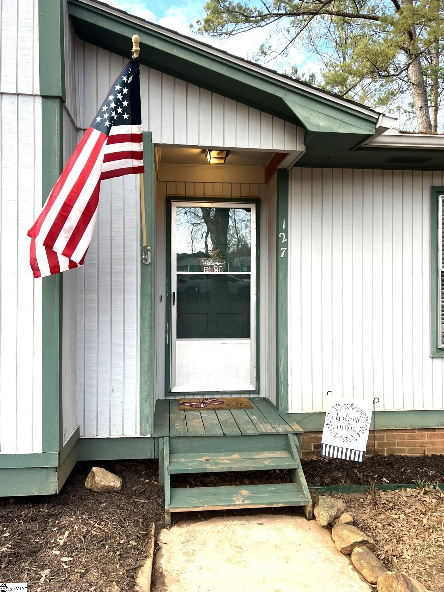 127 Cedar Creek Circle Central, SC 29630 - Photo 2 of 22