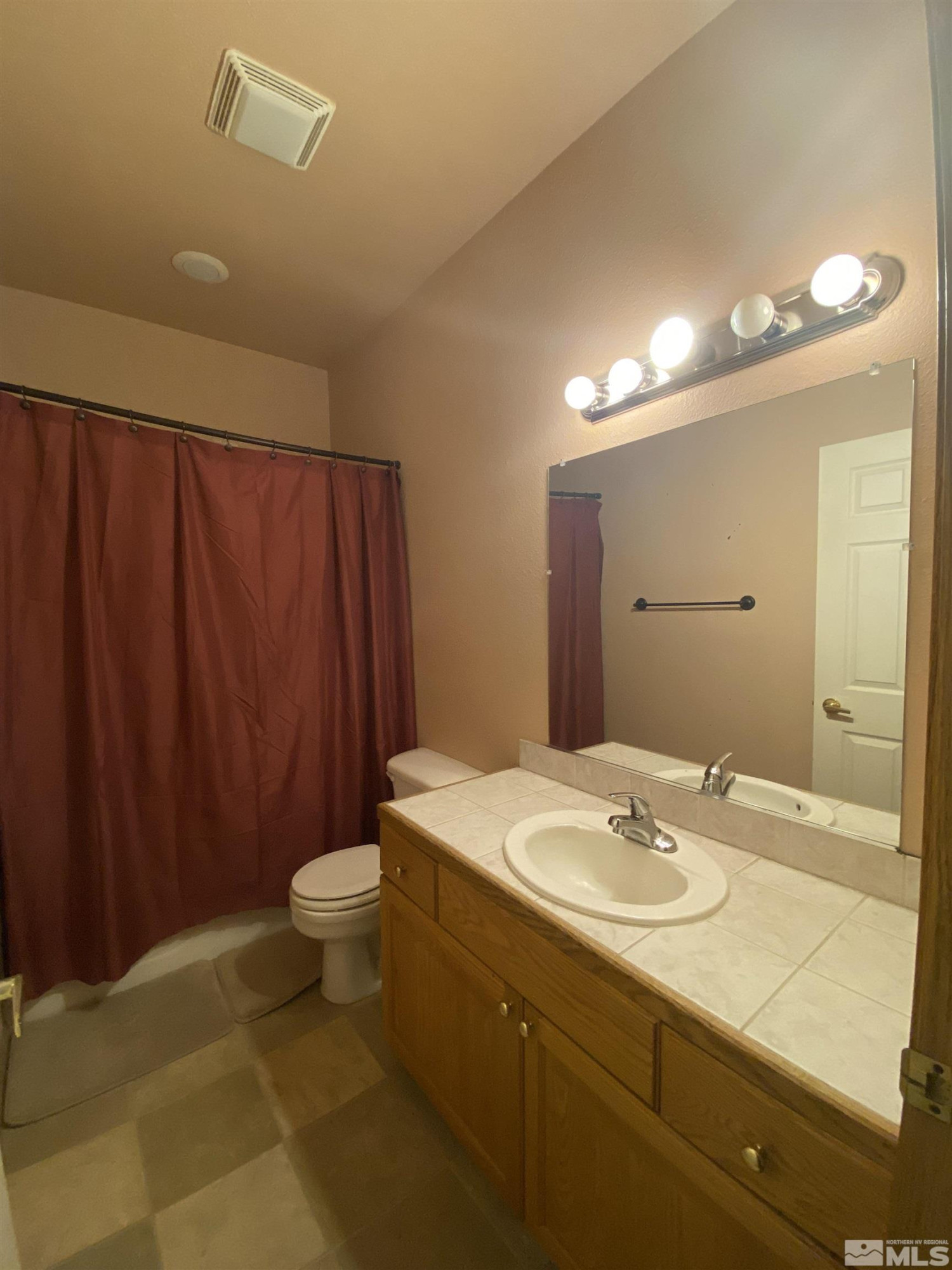 686 Castle Way Winnemucca, NV 89445 - Photo 17 of 29 Photo 17