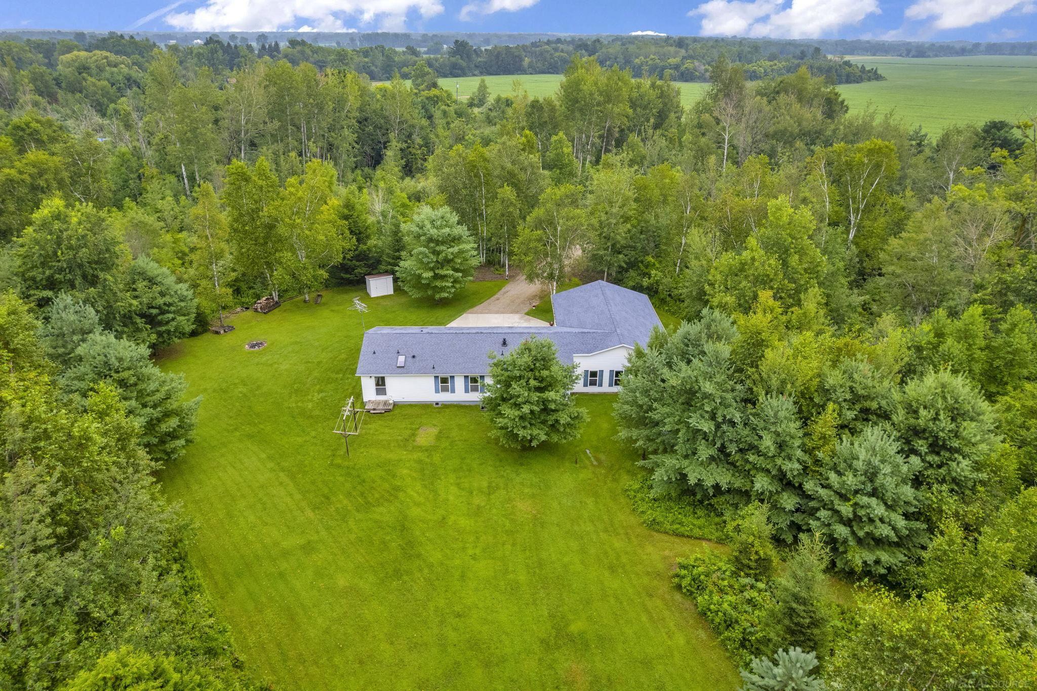 135 North Ridge Road Carsonville, MI 48419 - Photo 6 of 50 50183299-49352243-9224-4ffe-bab0-06c22b3b1946.JPG