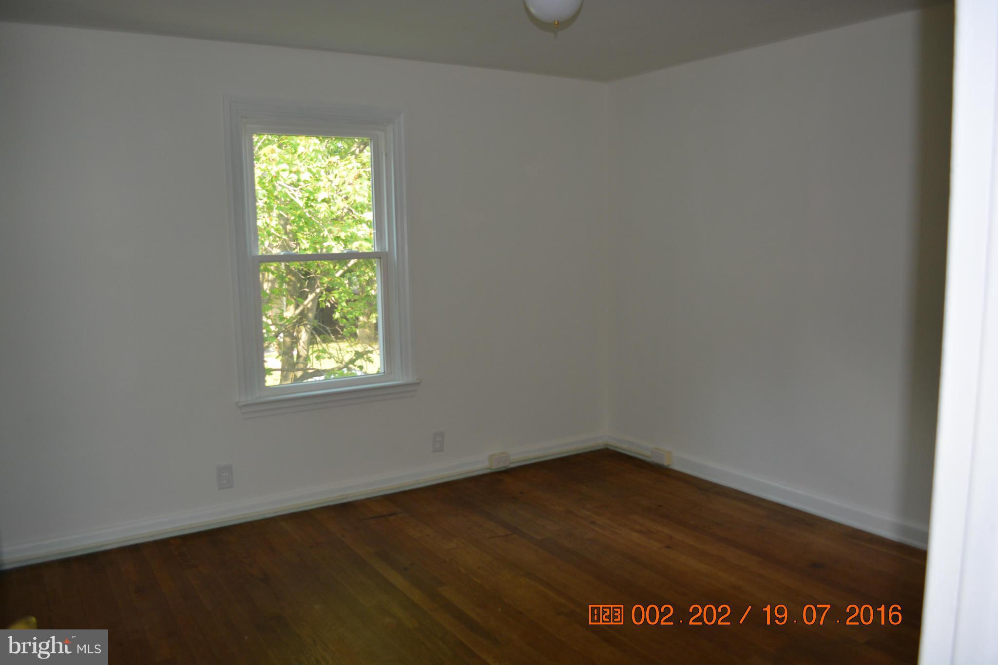 1121 Fairview Road Hagerstown, MD 21742 - Photo 6 of 11 Bedroom