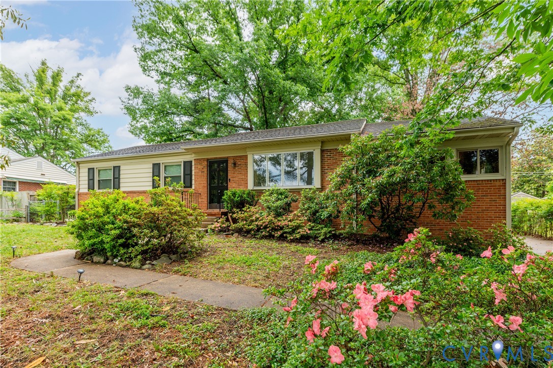 2307 Cranbrook Road Henrico, VA 23229 - Photo 2 of 37 Gallery Image 2