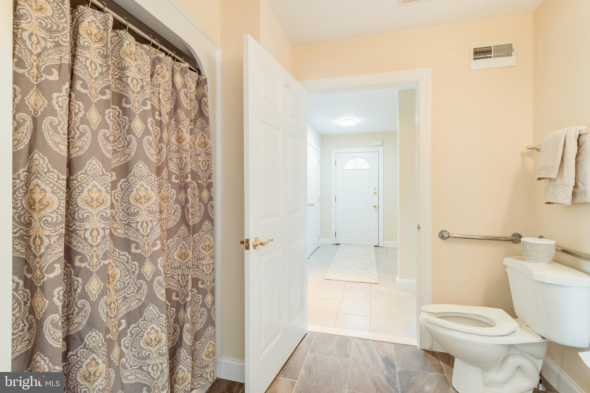 712 Meadowbank Road Kennett Square, PA 19348 - Photo 26 of 30 Lower Level Master Bathroom, Handicapped Equipped