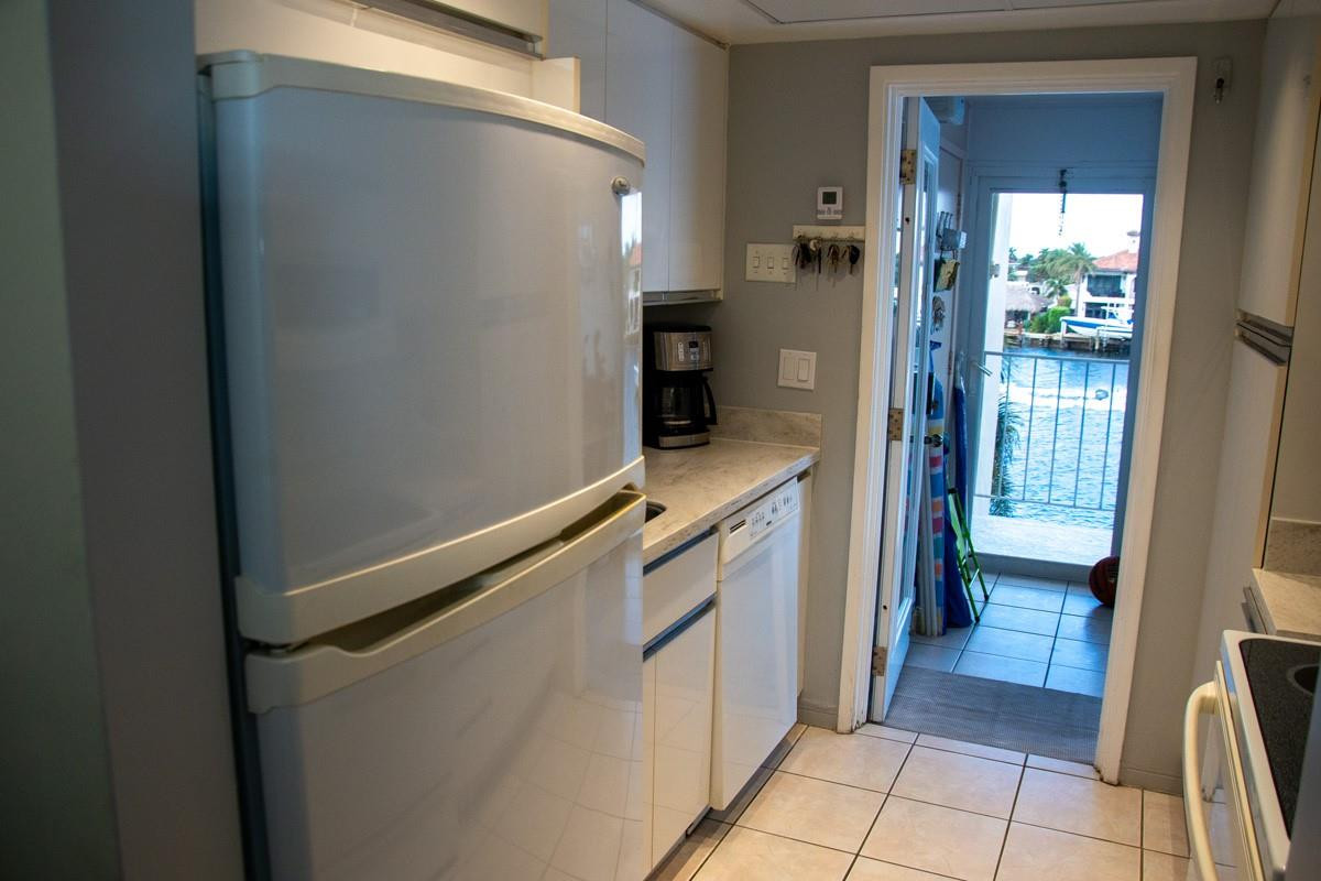 801 North Riverside Drive, Unit 5C Pompano Beach, FL 33062 - Photo 12 of 32 Photo 12