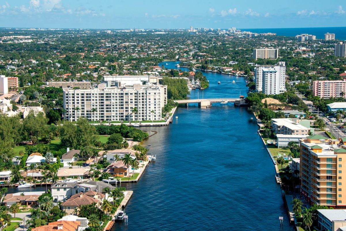 801 North Riverside Drive, Unit 5C Pompano Beach, FL 33062 - Photo 29 of 32 Intracoastal looking north