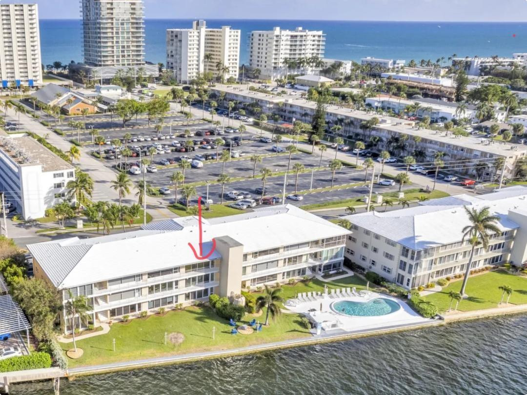 801 North Riverside Drive, Unit 5C Pompano Beach, FL 33062 - Photo 5 of 32 Located just a block from the beach