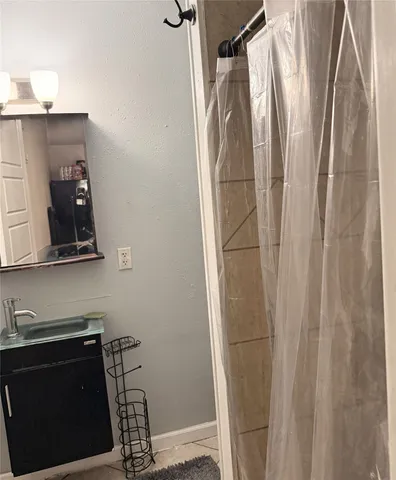 $240,000 | 316 West Hart Avenue, Pasadena, TX 77506