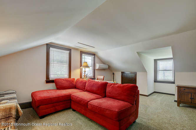 545 Old York Road Allentown, NJ 08501 - Photo 19 of 26 545 Old York Rd Allentown NJ-small-023-7
