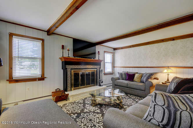545 Old York Road Allentown, NJ 08501 - Photo 20 of 26 545 Old York Rd Allentown NJ-small-012-1