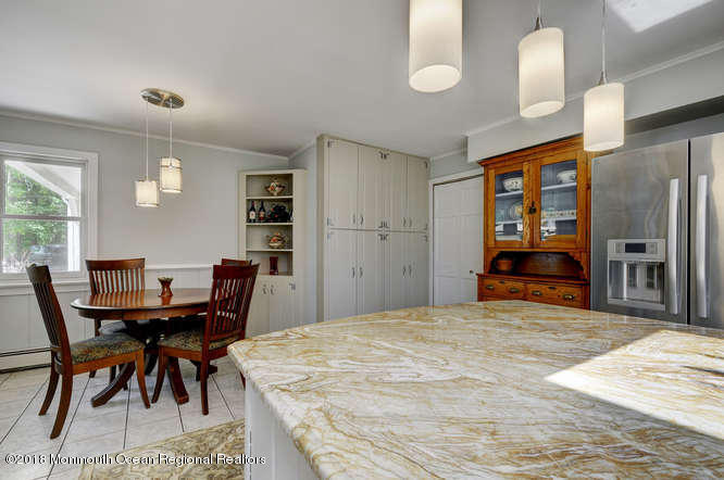 545 Old York Road Allentown, NJ 08501 - Photo 25 of 26 545 Old York Rd Allentown NJ-small-021-2