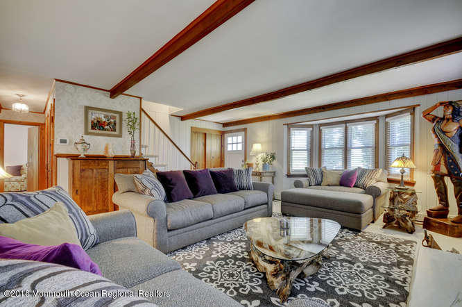545 Old York Road Allentown, NJ 08501 - Photo 5 of 26 545 Old York Rd Allentown NJ-small-014-1