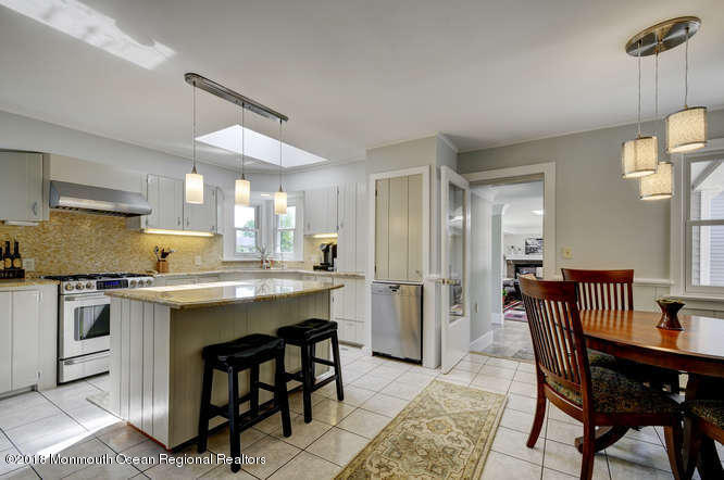 545 Old York Road Allentown, NJ 08501 - Photo 8 of 26 545 Old York Rd Allentown NJ-small-018-2