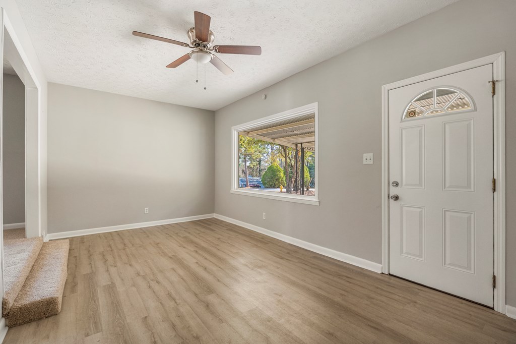 905 Bethune Court Columbus, GA 31907 - Photo 4 of 15