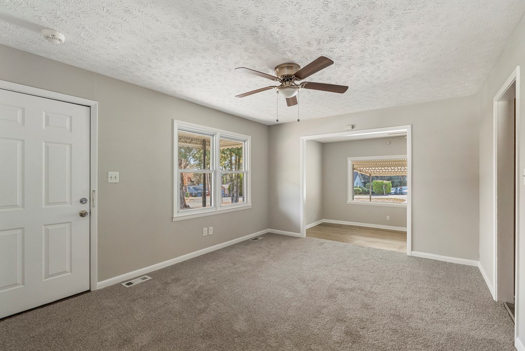 905 Bethune Court Columbus, GA 31907 - Photo 6 of 15