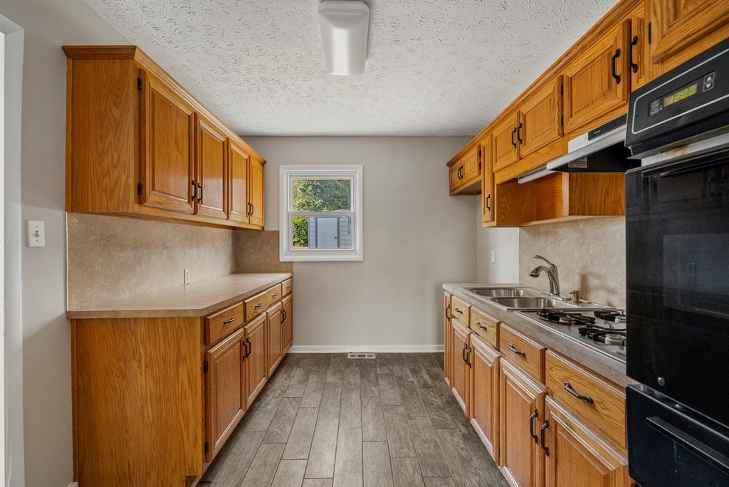 905 Bethune Court Columbus, GA 31907 - Photo 7 of 15