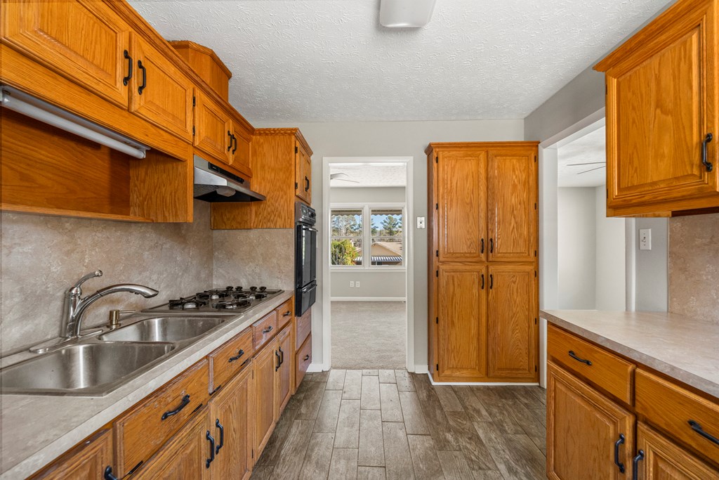 905 Bethune Court Columbus, GA 31907 - Photo 8 of 15