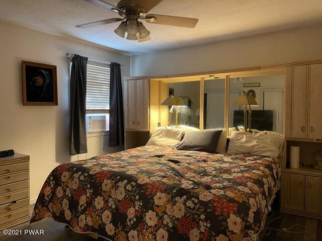 115 Koch Road Tafton, PA 18464 - Photo 22 of 42 2ND BEDROOM