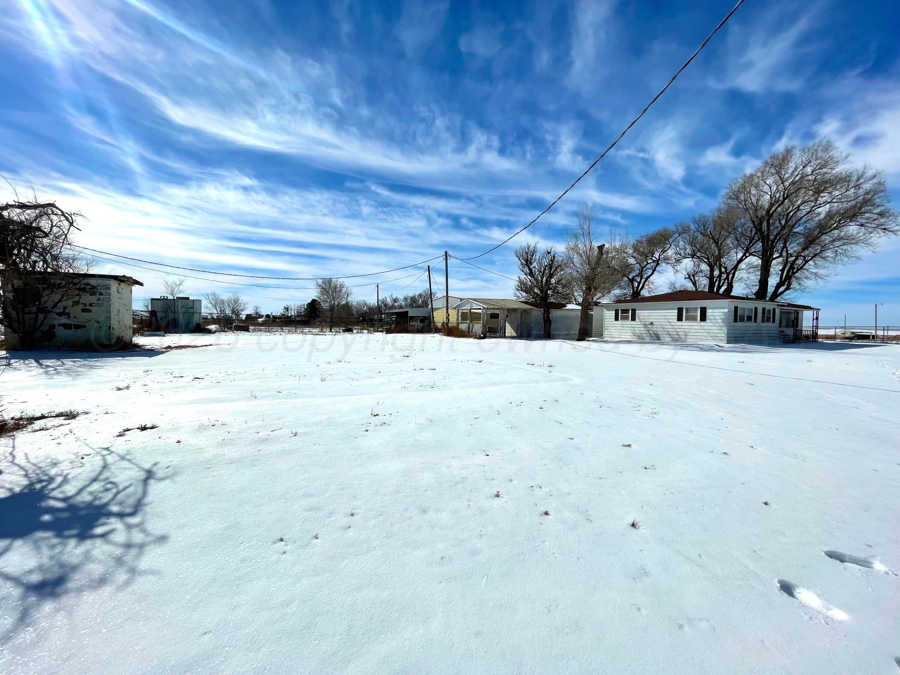 2805 Highway 385 Dimmitt, TX 79027 - Photo 2 of 23 Side