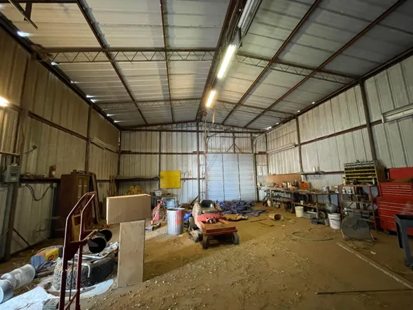 $205,000 | 2805 Highway 385, Dimmitt, TX 79027