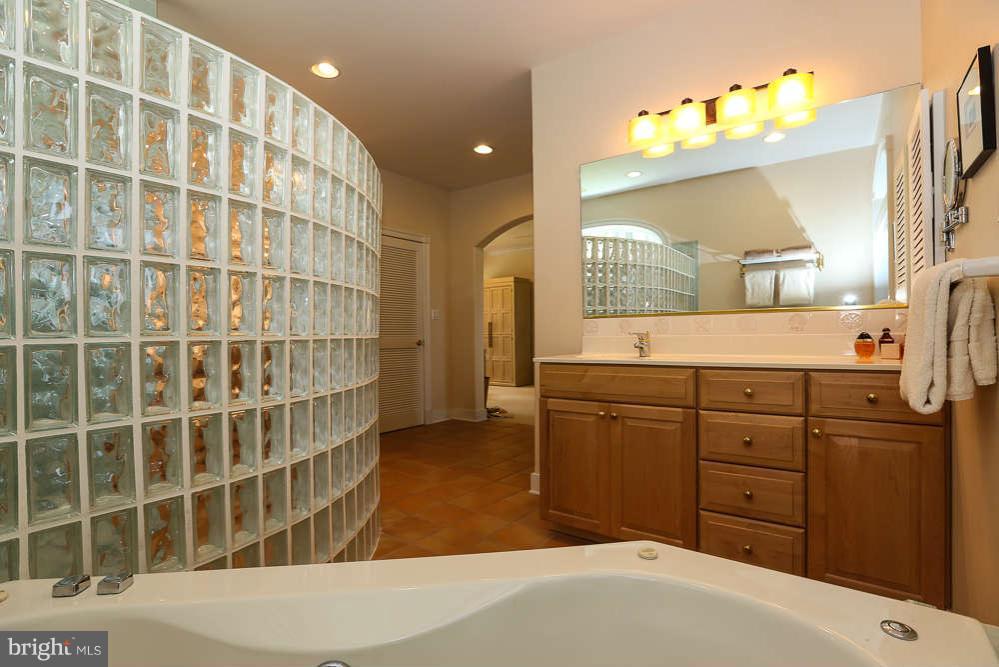 5113 Brooks Road Woolford, MD 21677 - Photo 20 of 30 Bath (Master)