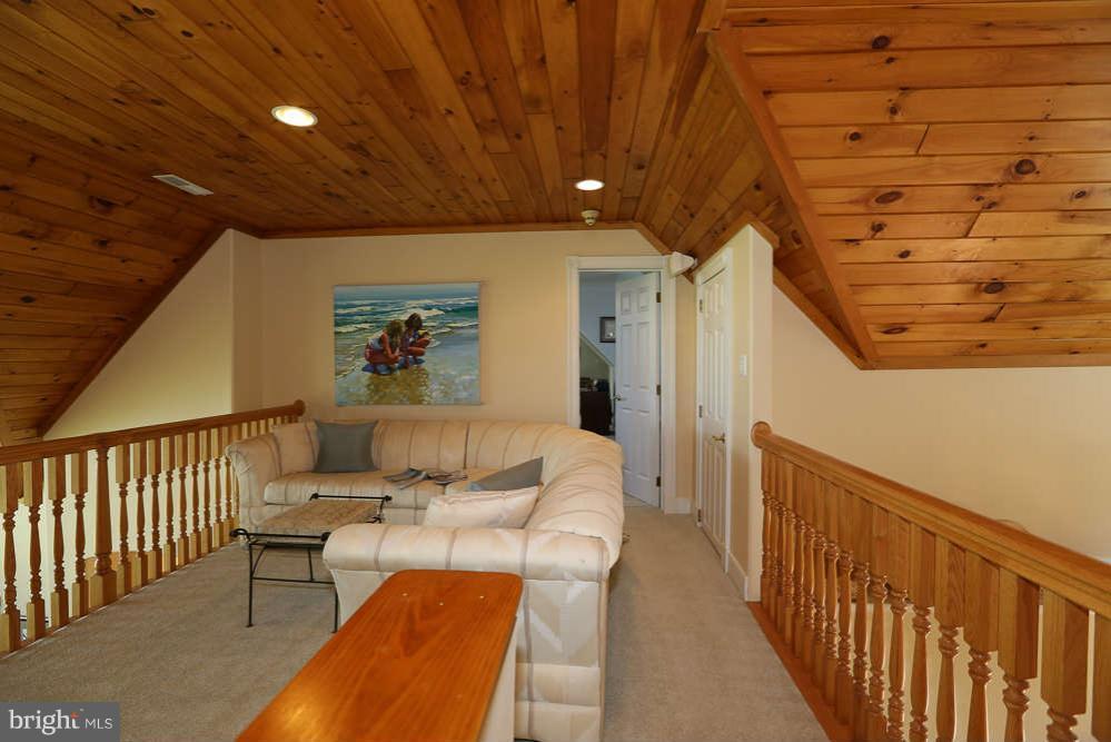 5113 Brooks Road Woolford, MD 21677 - Photo 24 of 30 Loft sitting area
