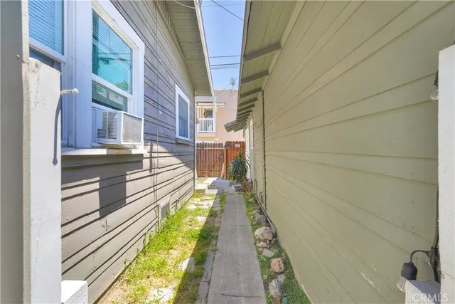 $1,195,000 | 776 Stanley Avenue, Long Beach, CA 90804