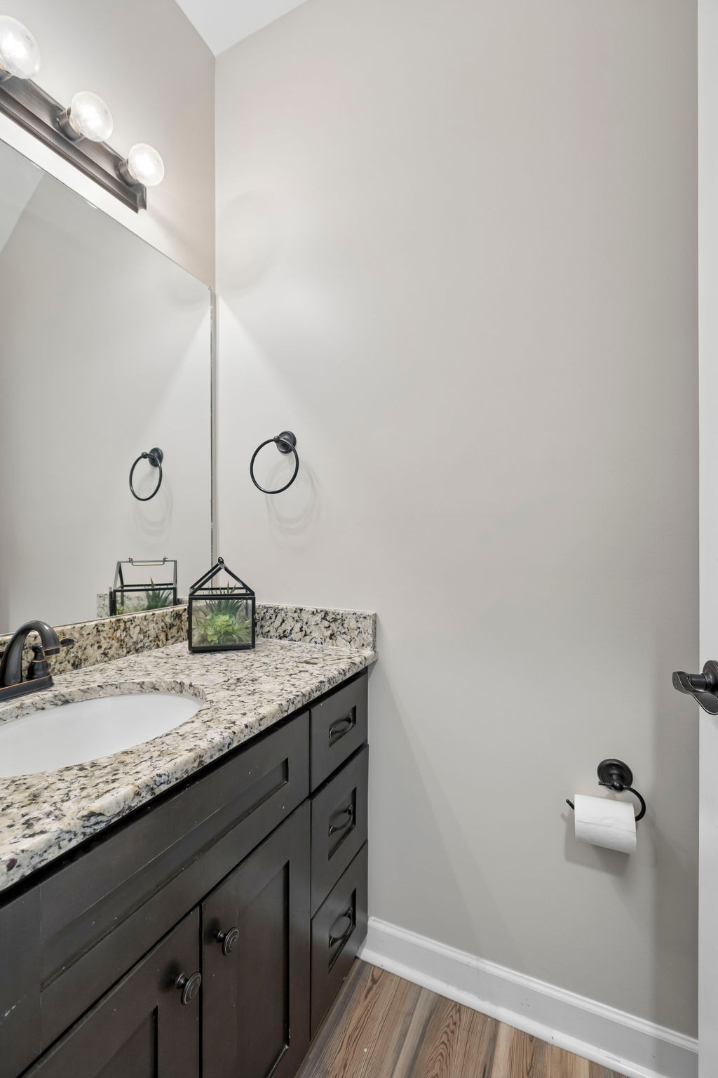 215 Cedar Street Lebanon, TN 37087 - Photo 6 of 29