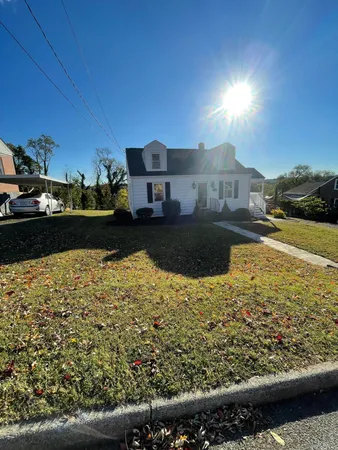 $259,950 | 512 Parkdale Drive, Salem, VA 24153