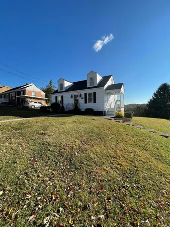 $259,950 | 512 Parkdale Drive, Salem, VA 24153