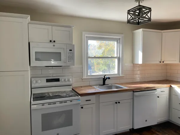 $259,950 | 512 Parkdale Drive, Salem, VA 24153