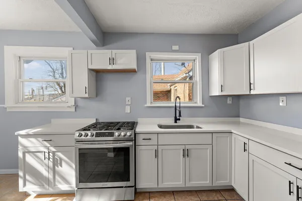 $200,000 | 2622 163rd Place, Hammond, IN 46323