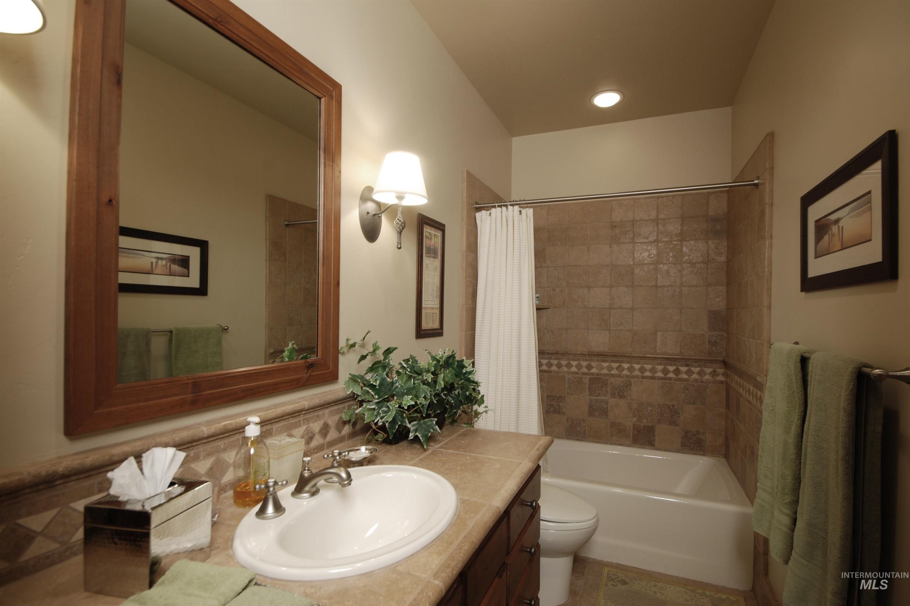 221 Picabo Street, Unit G Ketchum, ID 83340 - Photo 13 of 33