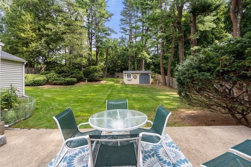 6 Eden Road Wayland, MA 01778 - Photo 4 of 40