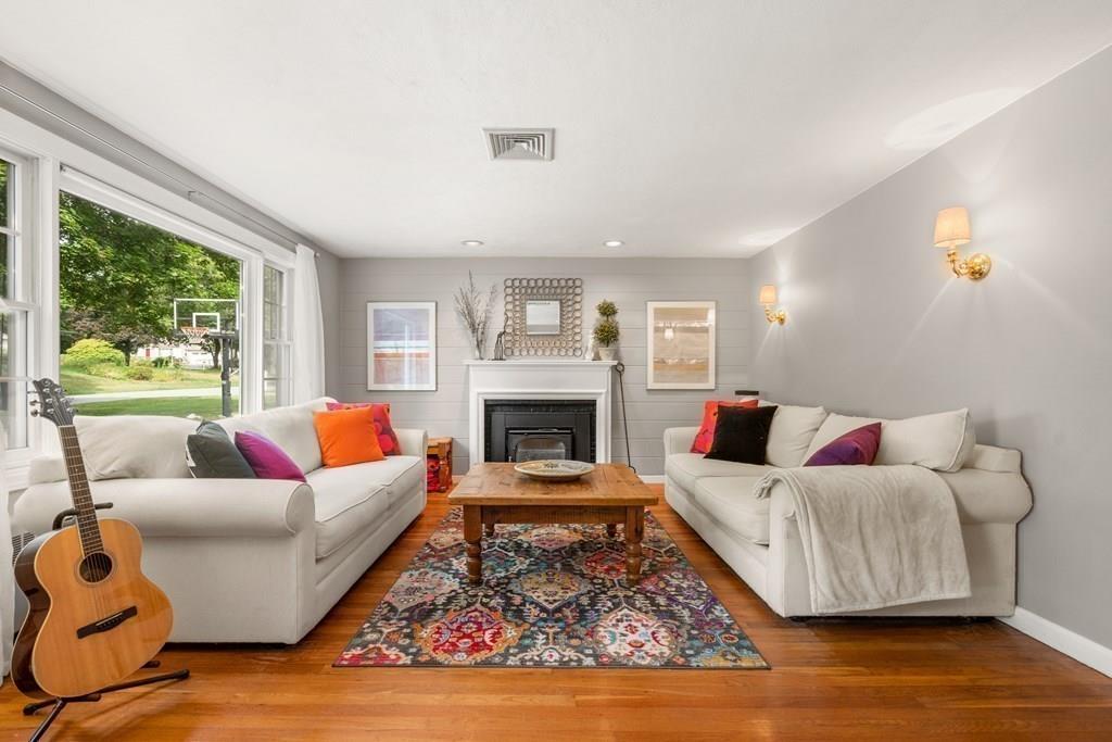 6 Eden Road Wayland, MA 01778 - Photo 5 of 40