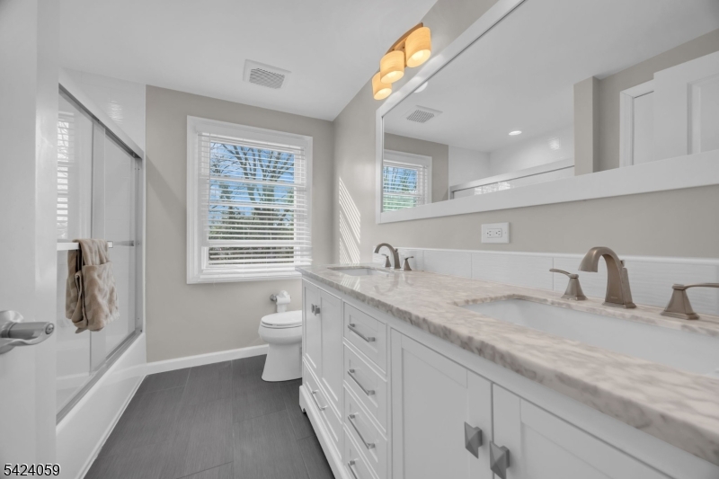 66 Johnson Road Somerset, NJ 08873 - Photo 29 of 44