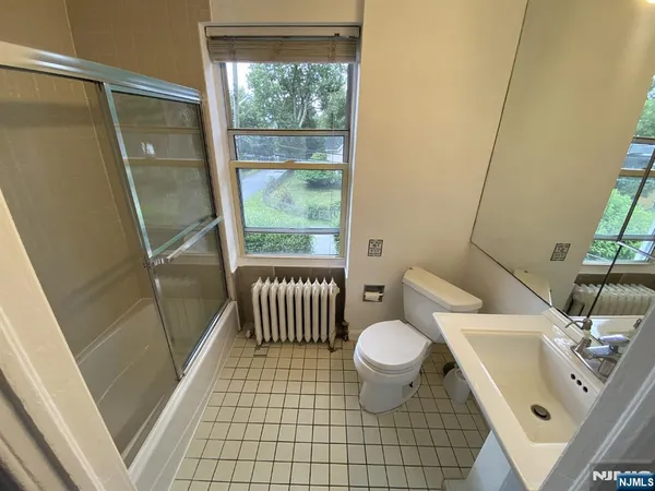 $4,500 | 59 Forest Street, Alpine, NJ 07620