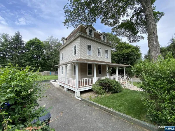 $4,500 | 59 Forest Street, Alpine, NJ 07620