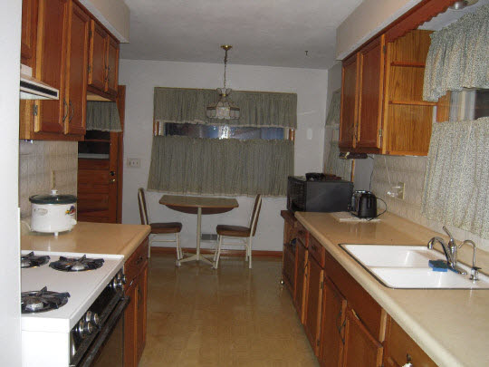 2343 Wisconsin Road Rockford, IL 61108 - Photo 5 of 11 Gallery Image 5