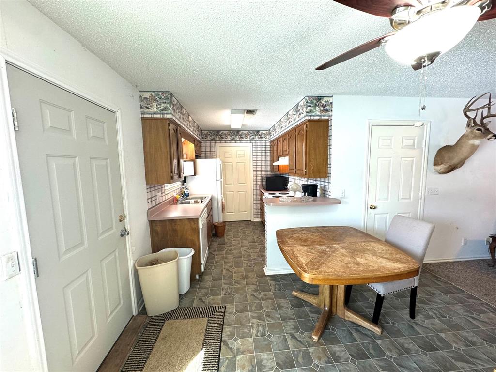 205 County Road 1135 Ravenna, TX 75476 - Photo 13 of 30