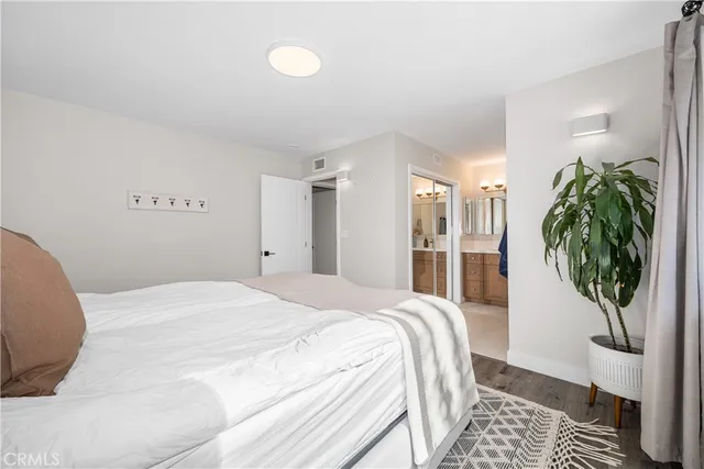 $4,950 | 3600 Lama Avenue, Long Beach, CA 90808