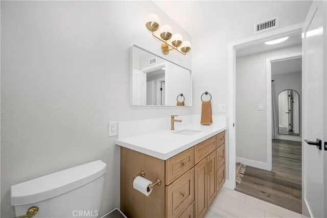 $4,950 | 3600 Lama Avenue, Long Beach, CA 90808