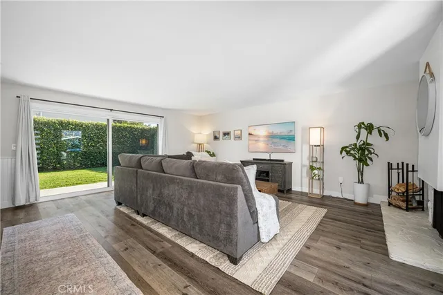 $4,950 | 3600 Lama Avenue, Long Beach, CA 90808