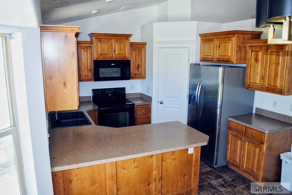 3600 Hyrum Drive Idaho Falls, ID 83401 - Photo 15 of 43