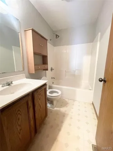 $850 | 308 Southgate Drive, Freeburg, IL 62243