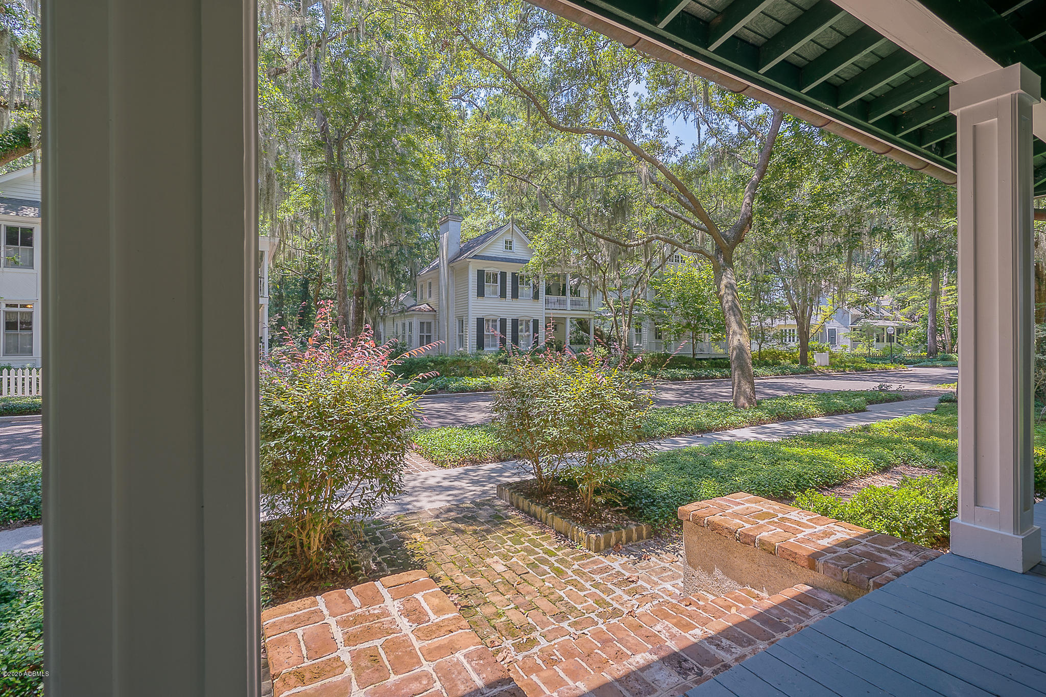 38 Newpoint Road Beaufort, SC 29907 - Photo 7 of 43 6