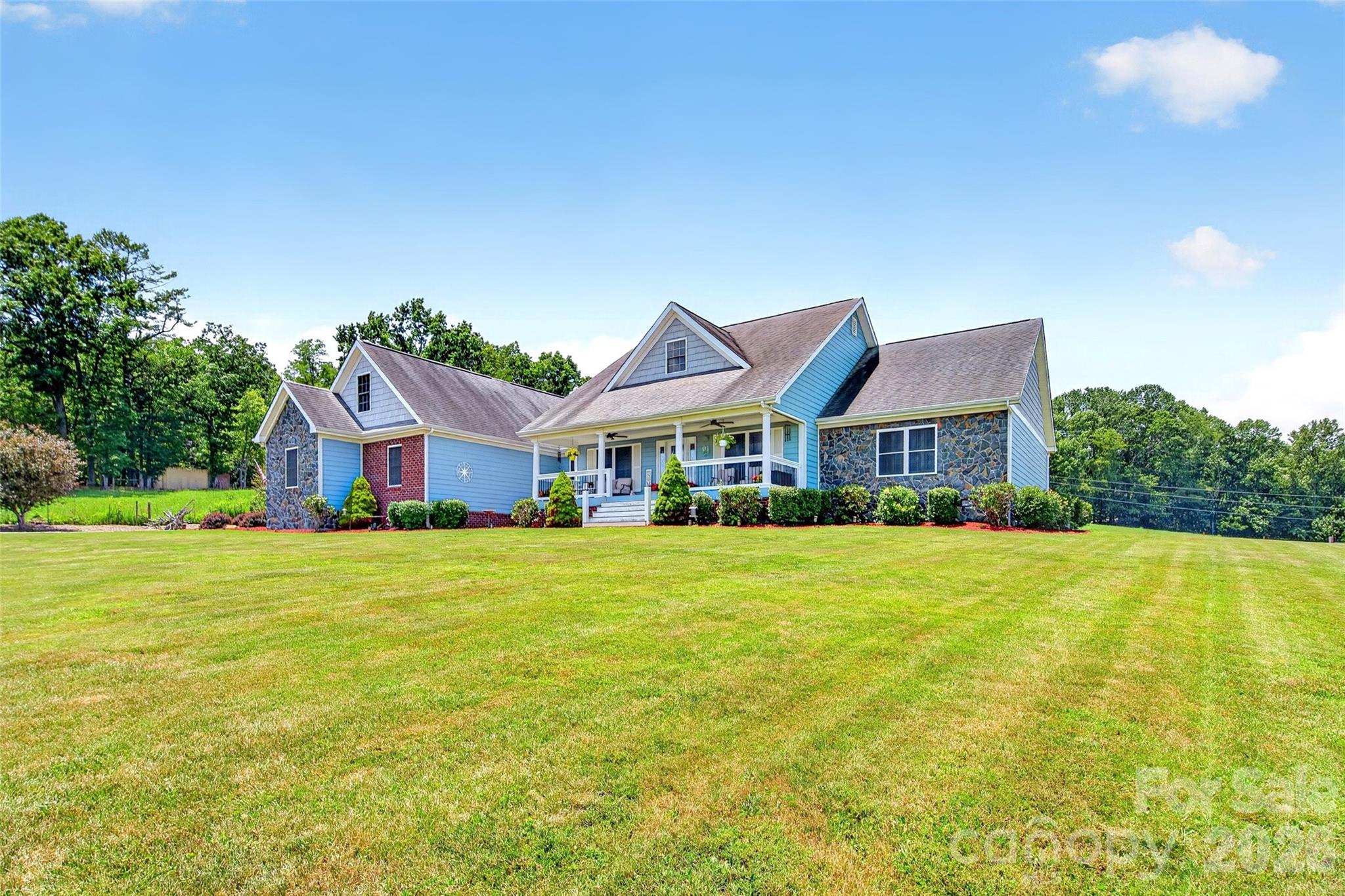 1174 Dale Road Spruce Pine, NC 28777 - Photo 2 of 48