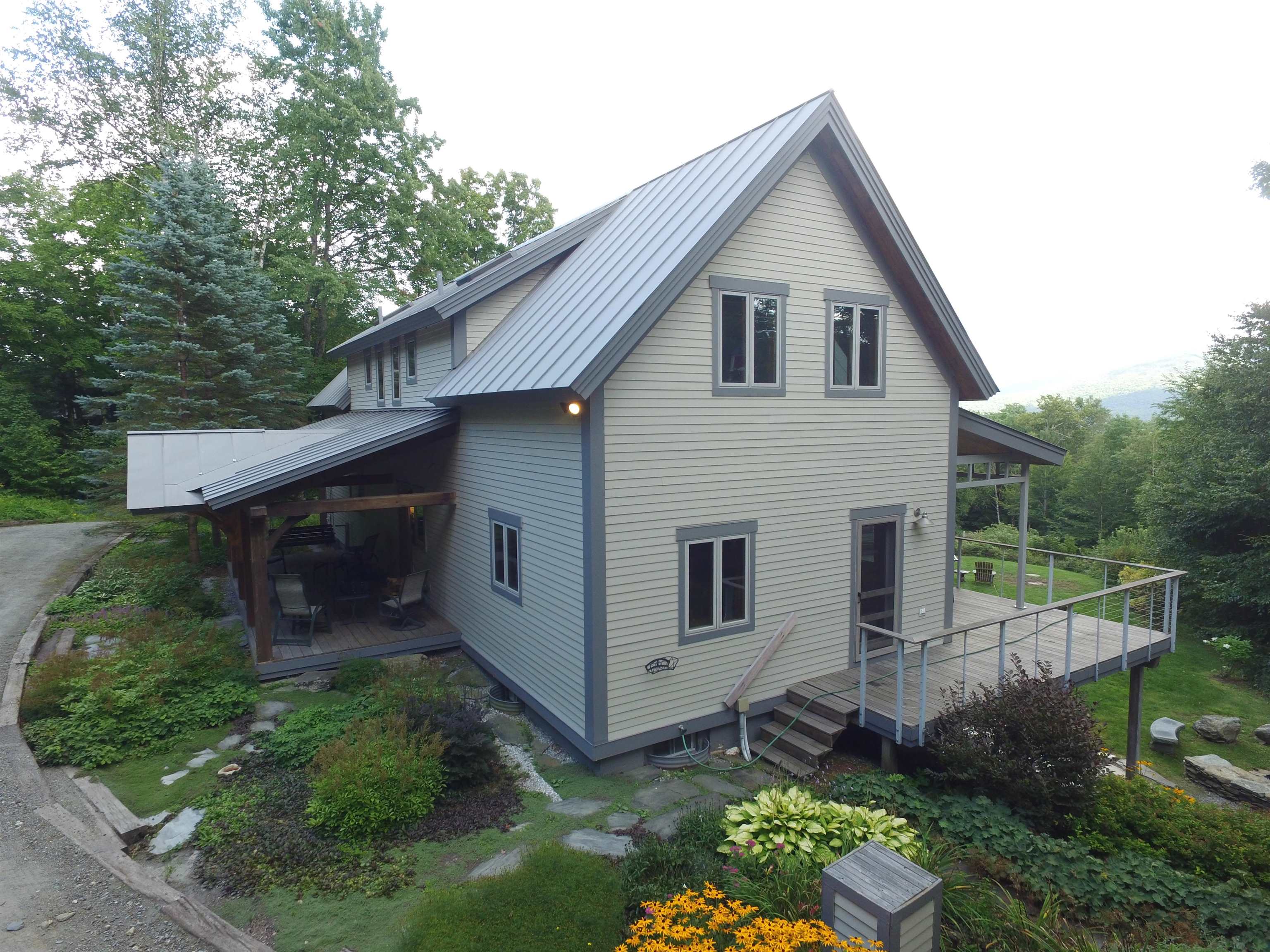 460 Farm Road Fayston, VT 05673 - Photo 4 of 38