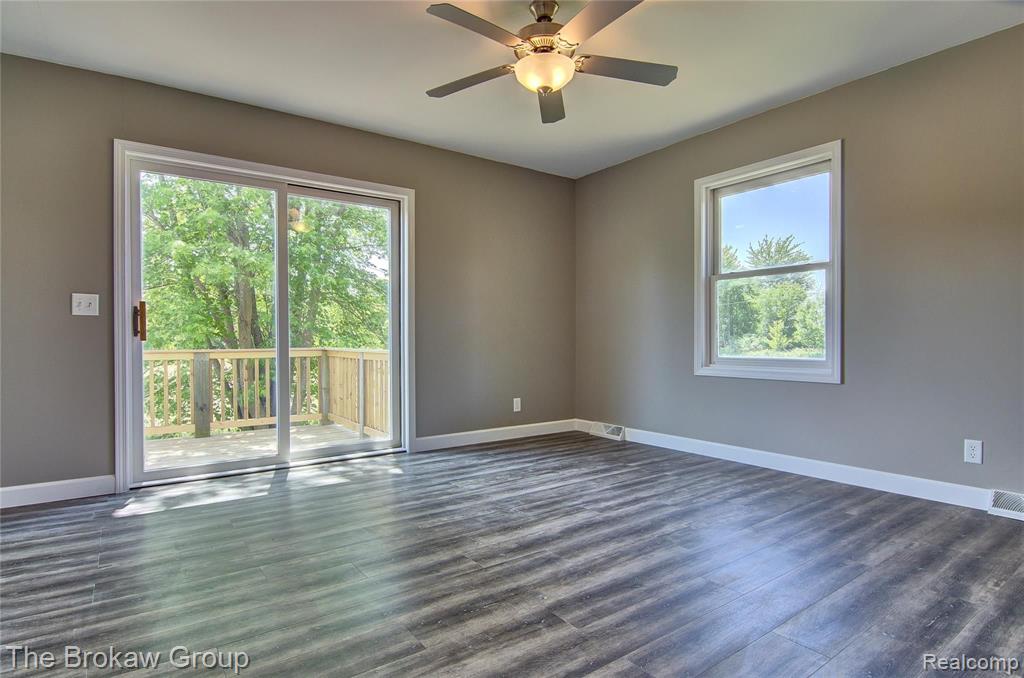 6414 Sheridan Road Flushing, MI 48433 - Photo 17 of 57